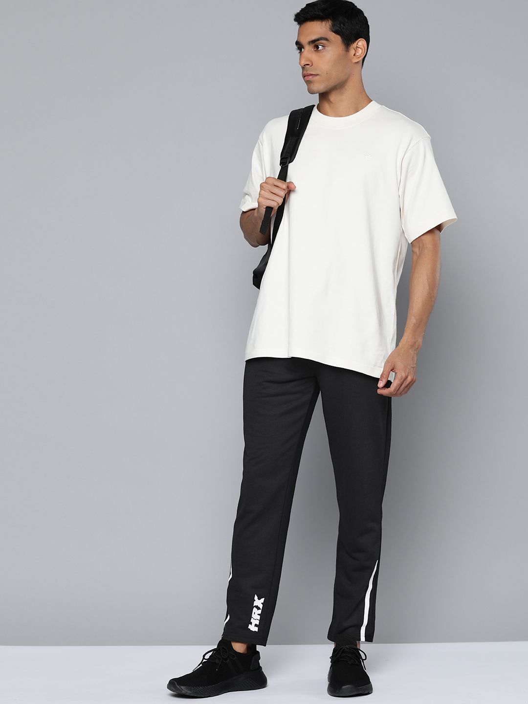 HRX by Hrithik Roshan Men Regular Fit Lifestyle Track Pants