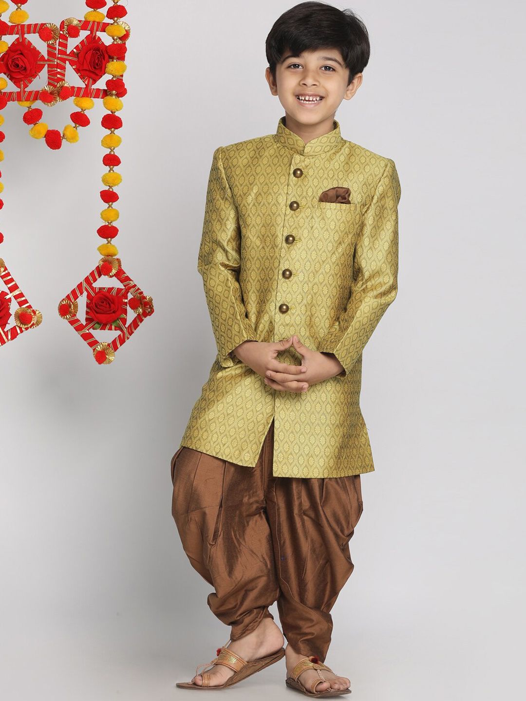 Vastramay Boys Dicetak Indowestern Sherwani & Cowl Dhoti Pant Set