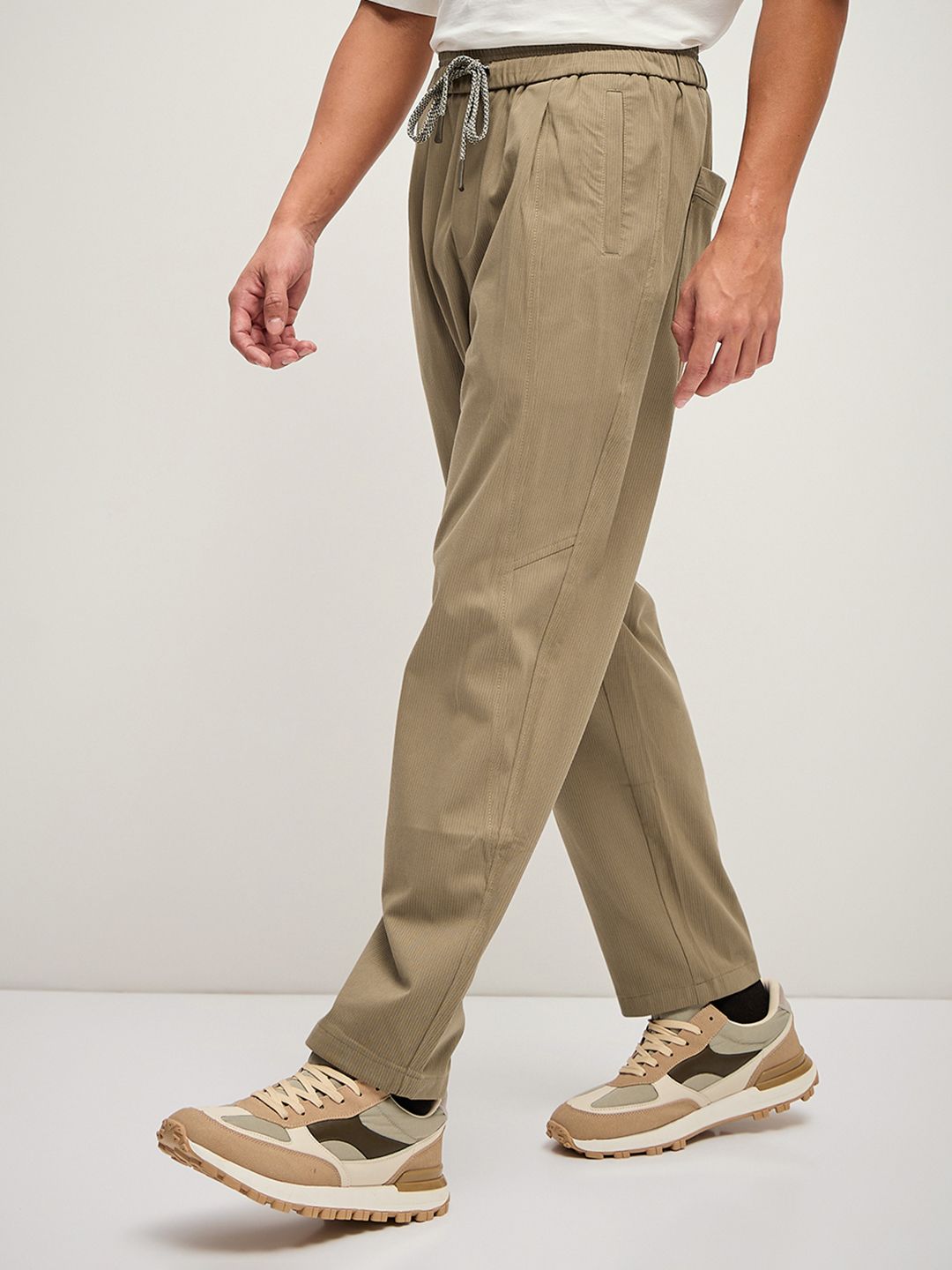 THE BEAR HOUSE Men Solid Regular Fit Trouser