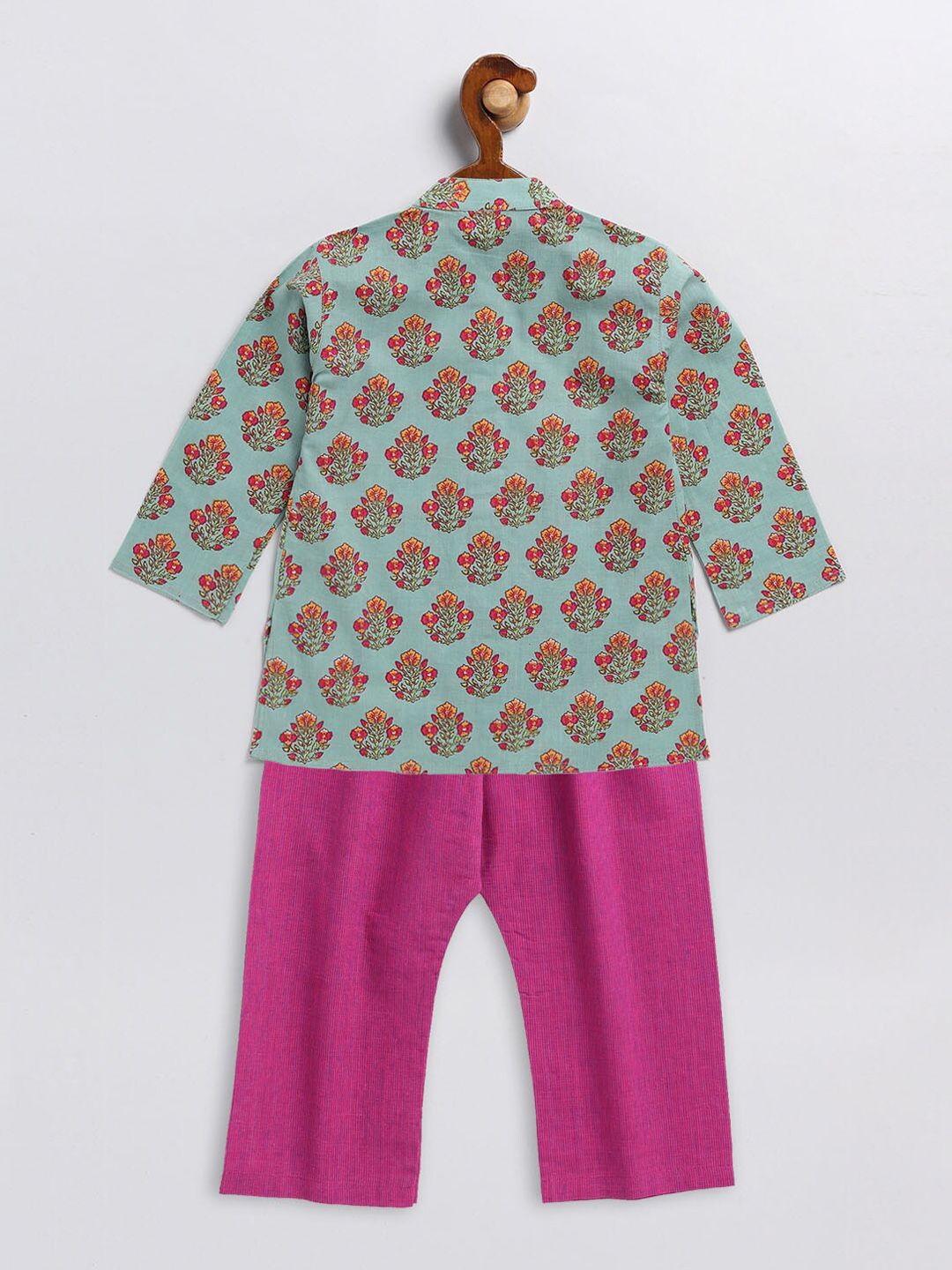 VASTRAMAY Boys Floral Printed Kurta with Pyjamas
