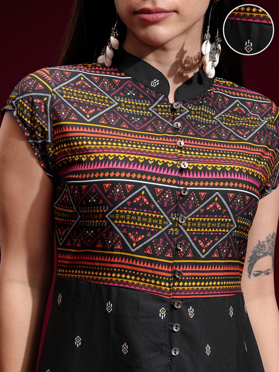 Vishudh Geometric Printed Mandarin Collar Short Sleeves A-line Kurta