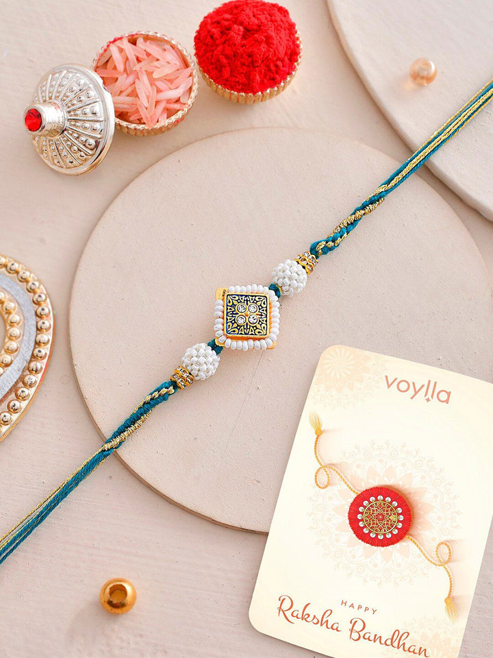 Voylla Men Mutiara Dihiasi Benang Rakhi