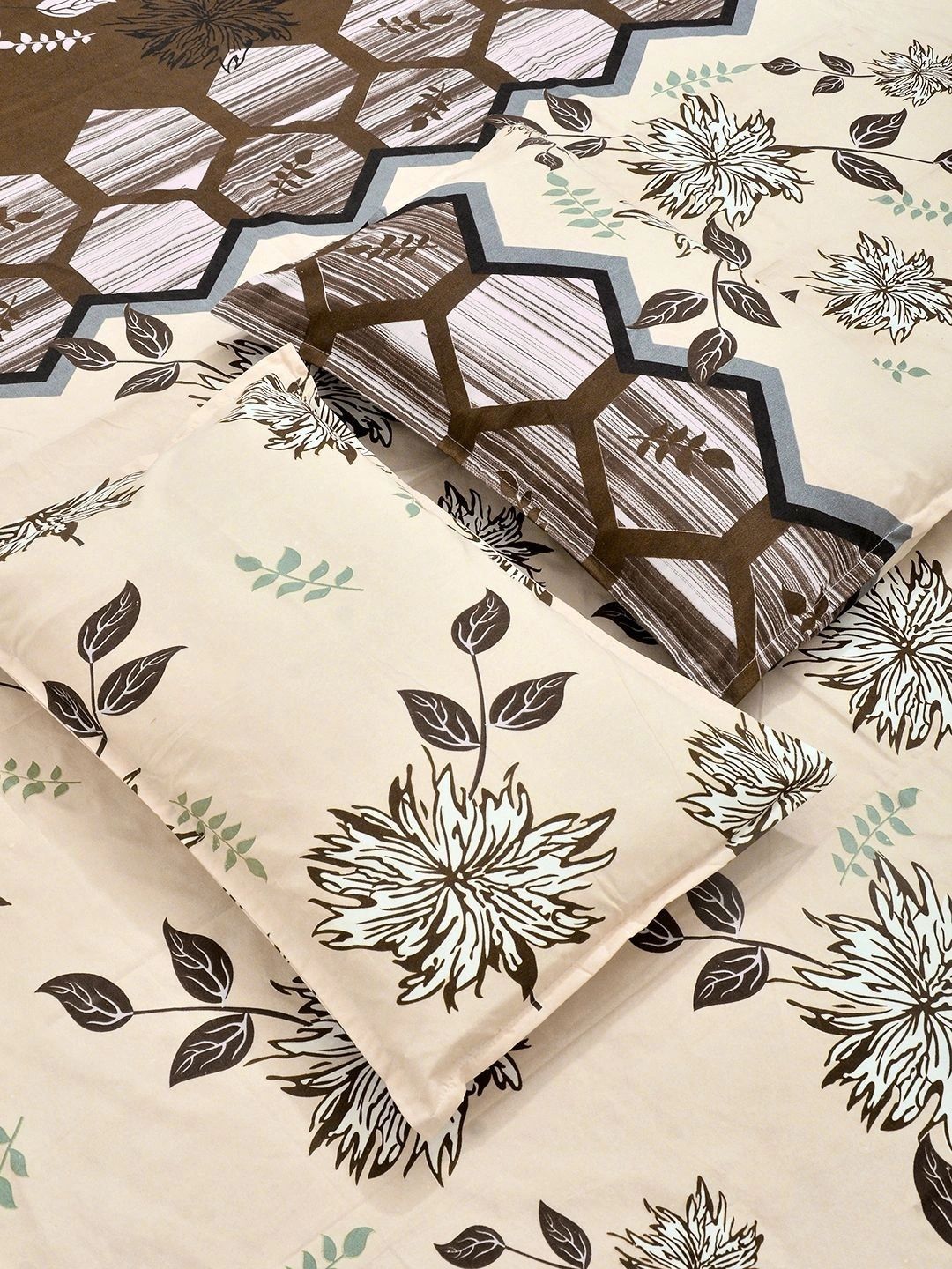 KLOTTHE Beige Floral 300 TC Cadar Katil King dengan 2 Sarung Bantal
