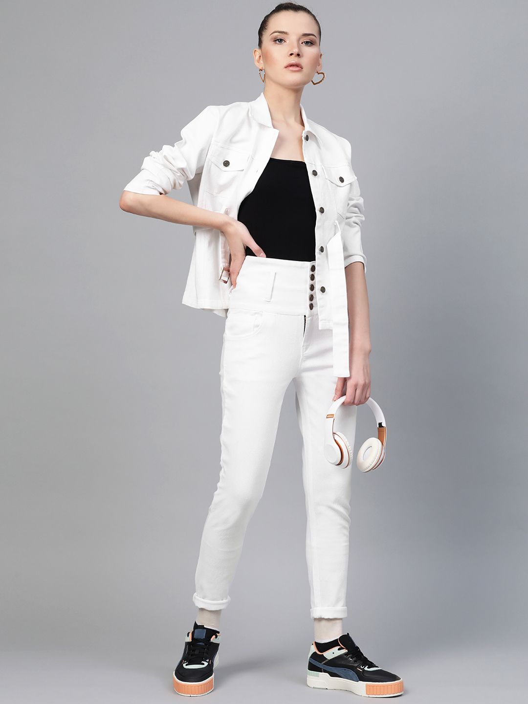 SASSAFRAS Women White Solid Tailored Jacket