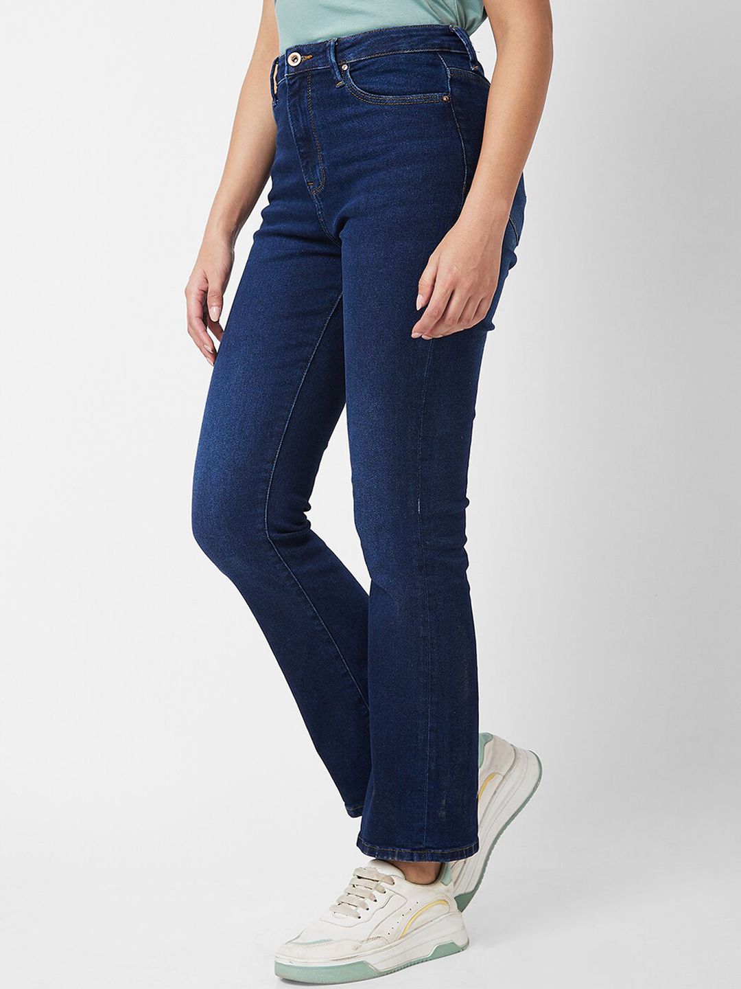 SPYKAR Women Bootcut Fit Mid-Rise Light Fade Jeans