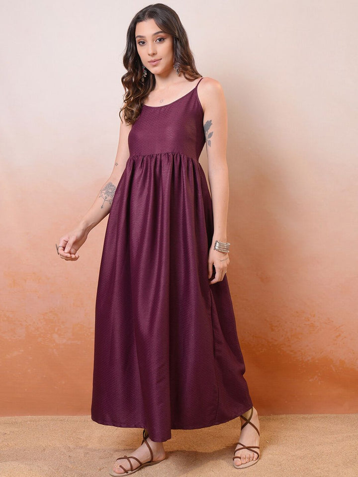 Vishudh Maroon Reka Bentuk Diri Tali bahu mengumpulkan pakaian Maxi A-line yang smocked