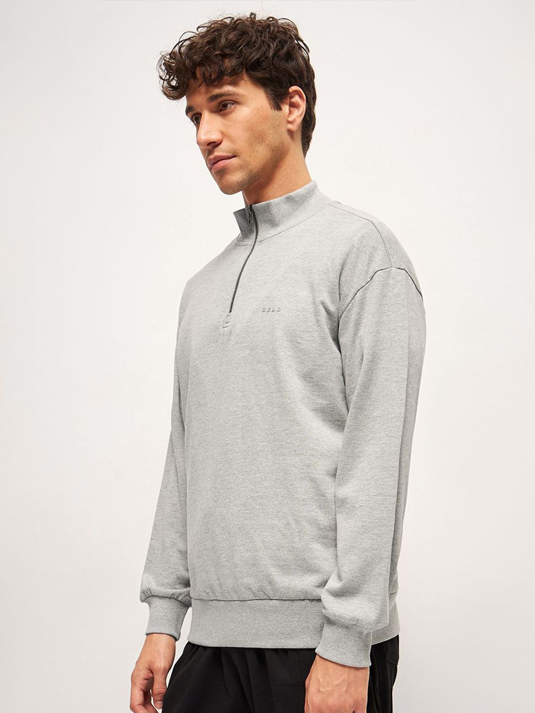 THE BEAR HOUSE Men Solid Relax Fit High Neck Sweatshirt