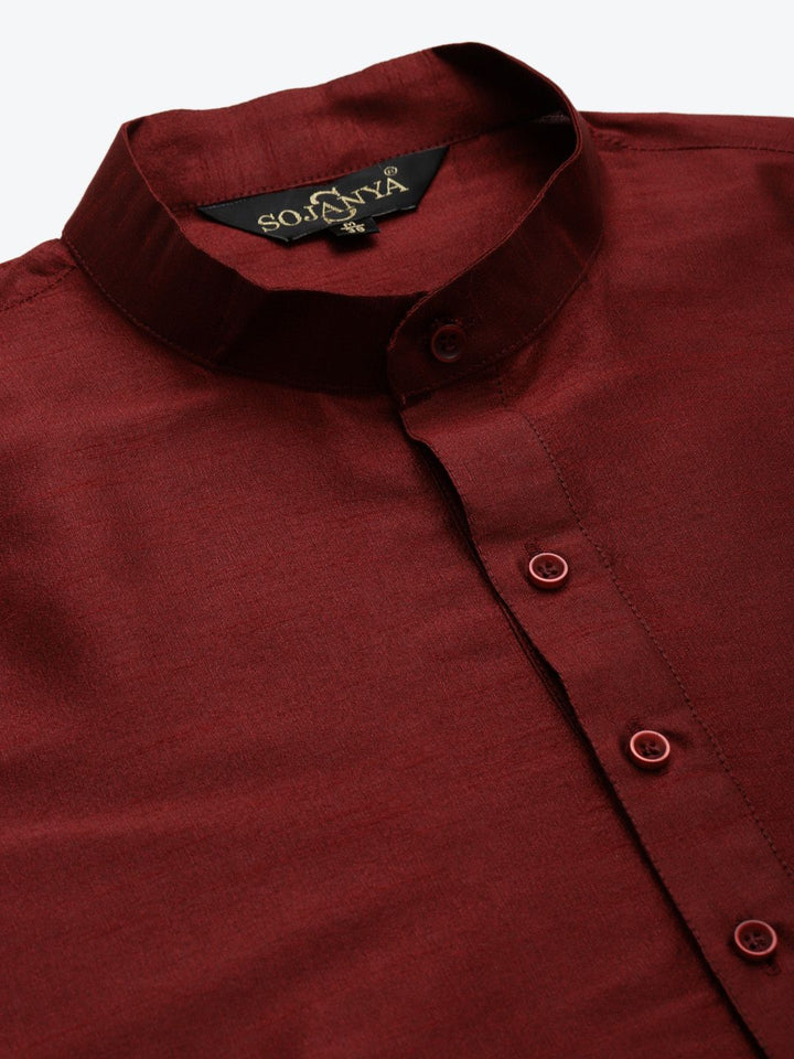 SOJANYA Kurta Solid Maroon Lelaki dengan Jaket Churidar & Printed
