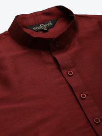 SOJANYA Kurta Solid Maroon Lelaki dengan Jaket Churidar & Printed