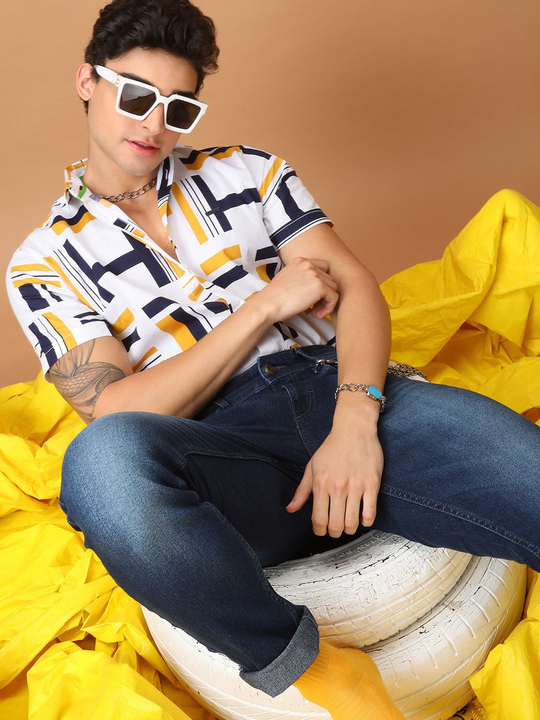 The Indian Garage Co Men Slim Fit Abstract Printed Resortwear Shirt