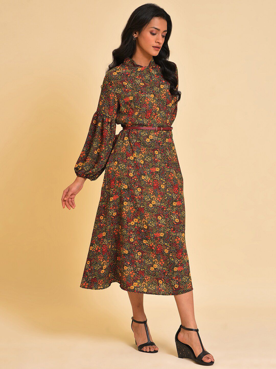 W Black Floral Printed Puff Sleeve A-Line Midi Dress