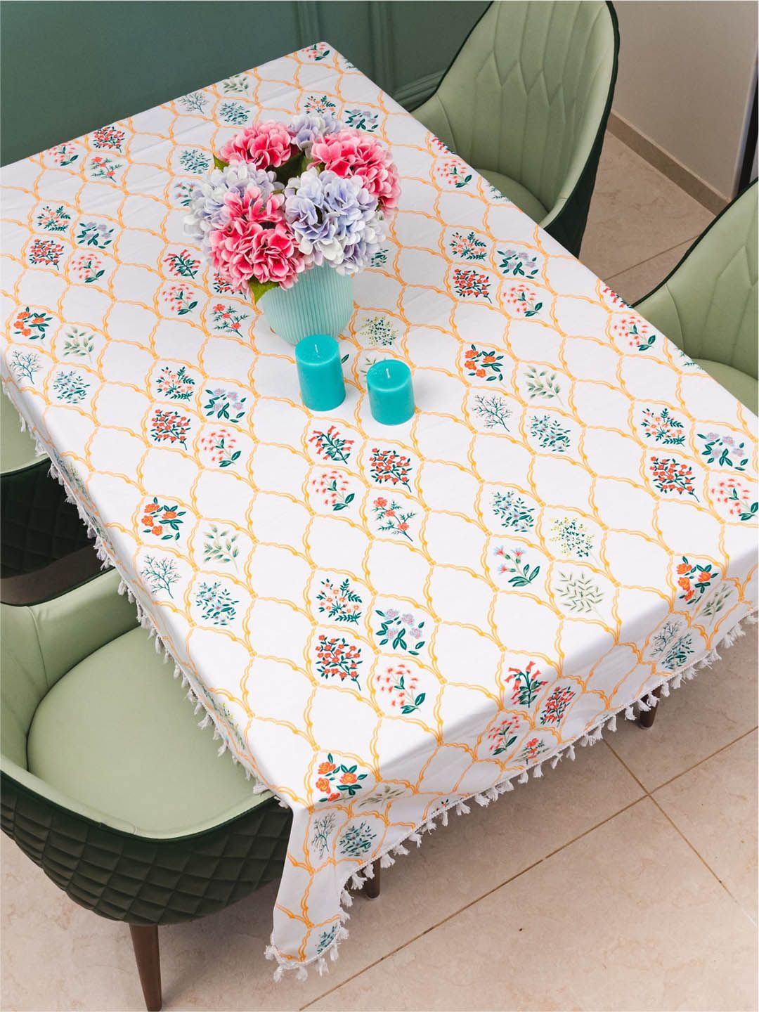 URBAN SPACE White & Green Printed 6-Seater Table Cover