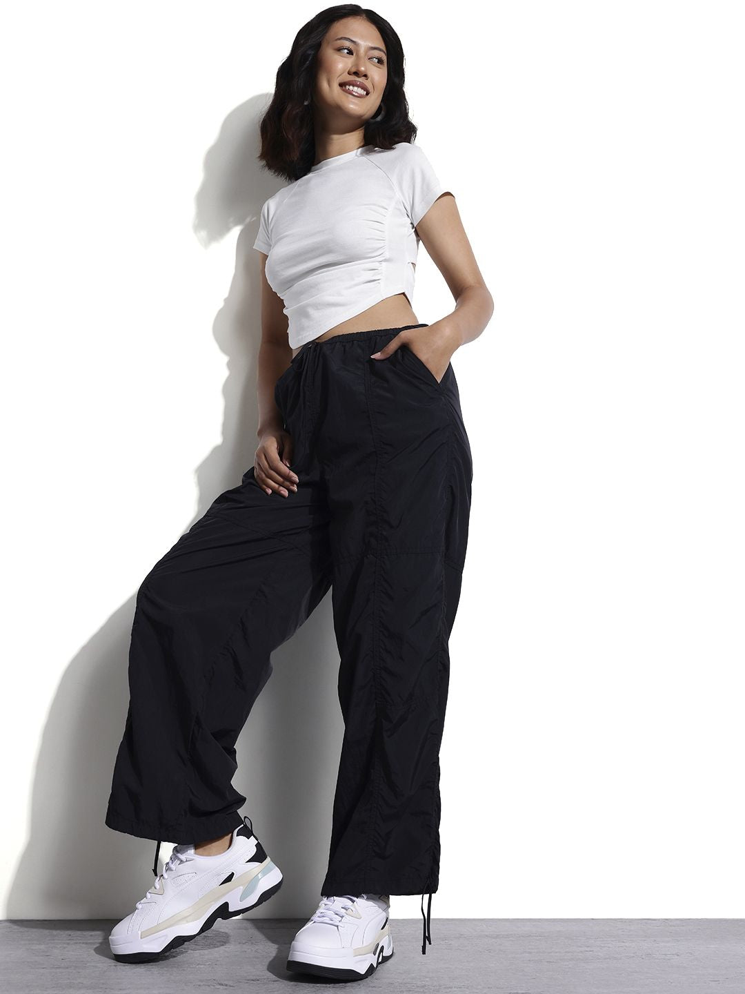 DressBerry Revamped Ruched Cut-Out Basic Crop Top