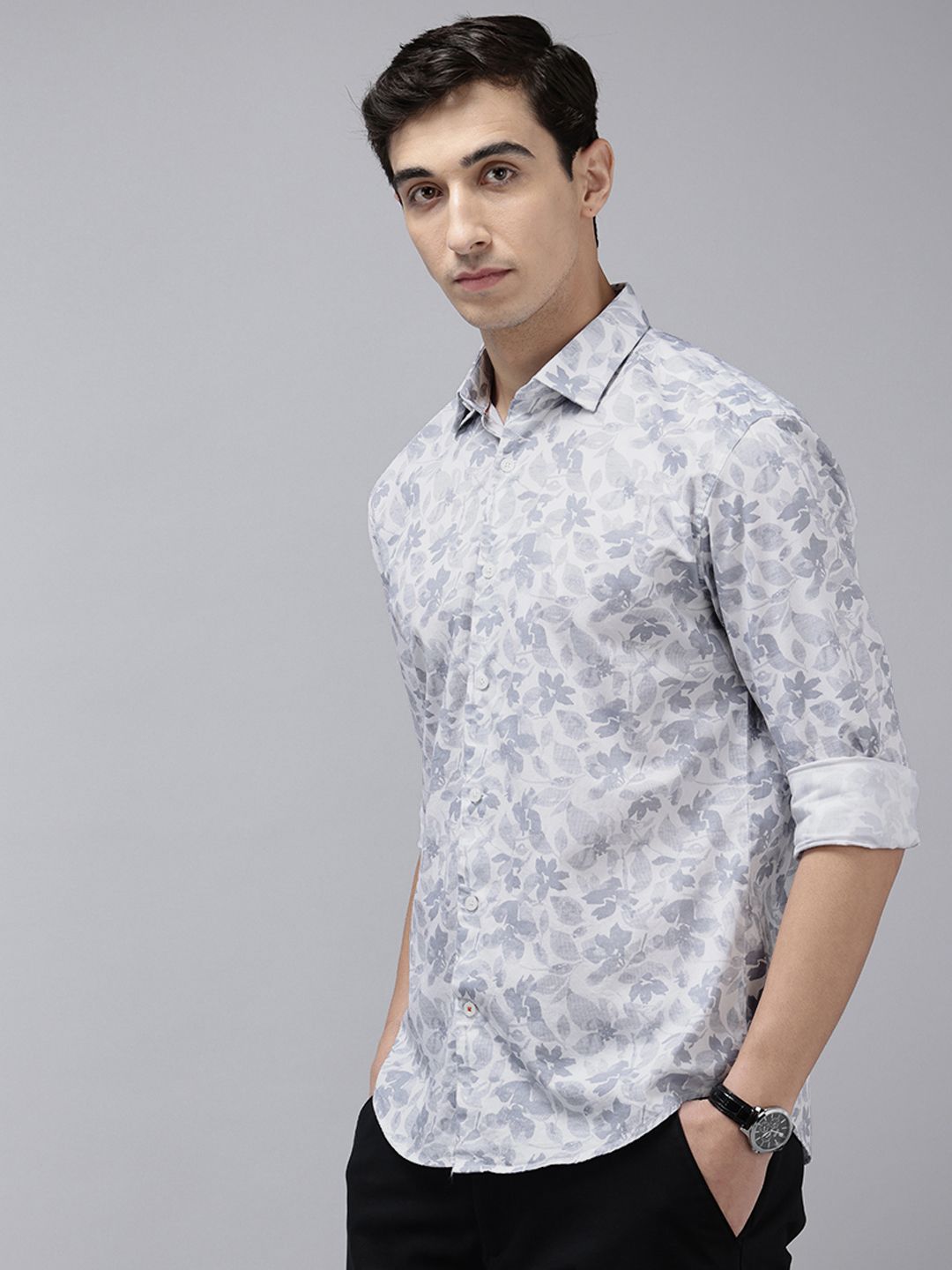 Park Avenue Pure Cotton Slim Fit Floral Printed Casual Shirt