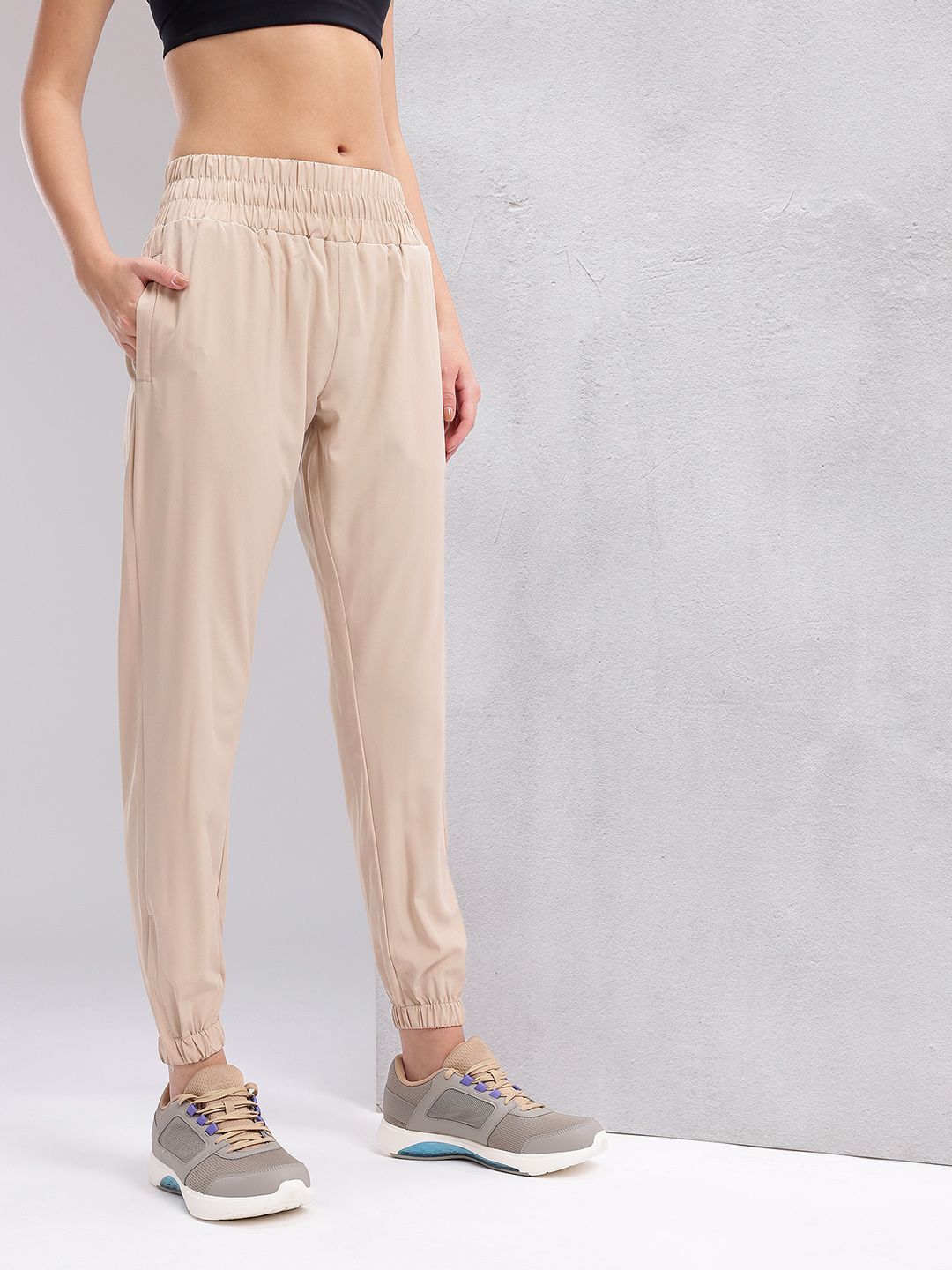 HRX by Hrithik Roshan Woman Rapid-Dry Training Joggers