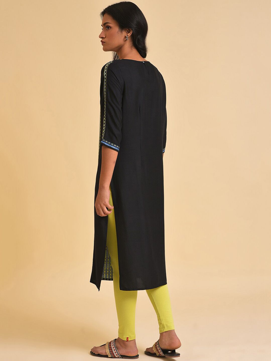 W Black Woven Design Regular Kurta with Leggings