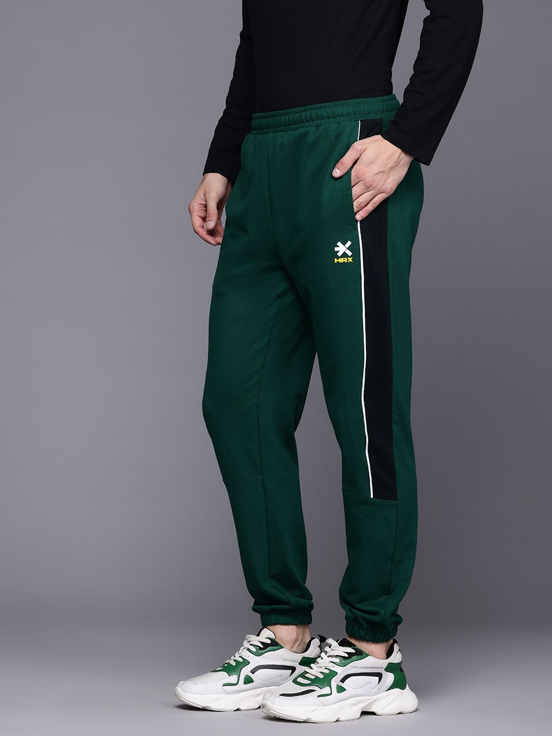 HRX by Hrithik Roshan Men Contrast Taping Lifestyle Joggers