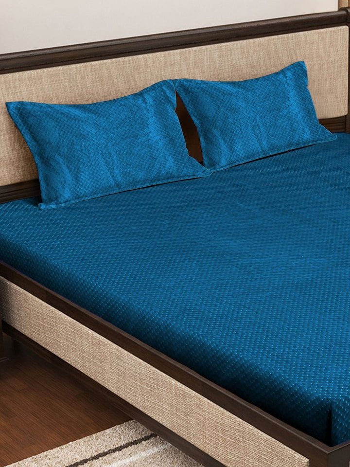 KLOTTHE Blue 300TC Double Woolen King Bedsheet With 2 Pillow Covers