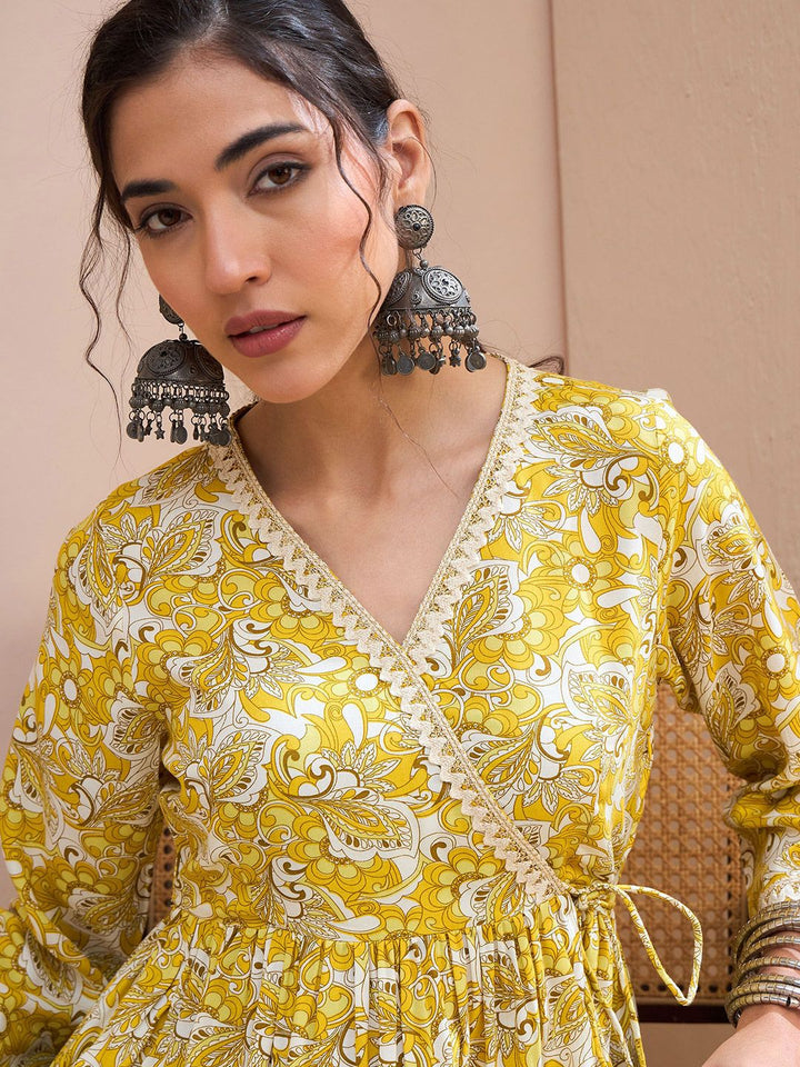 Shae by sassafras bunga bercetak v-neck gotta patti gotta patti angrakha kurti
