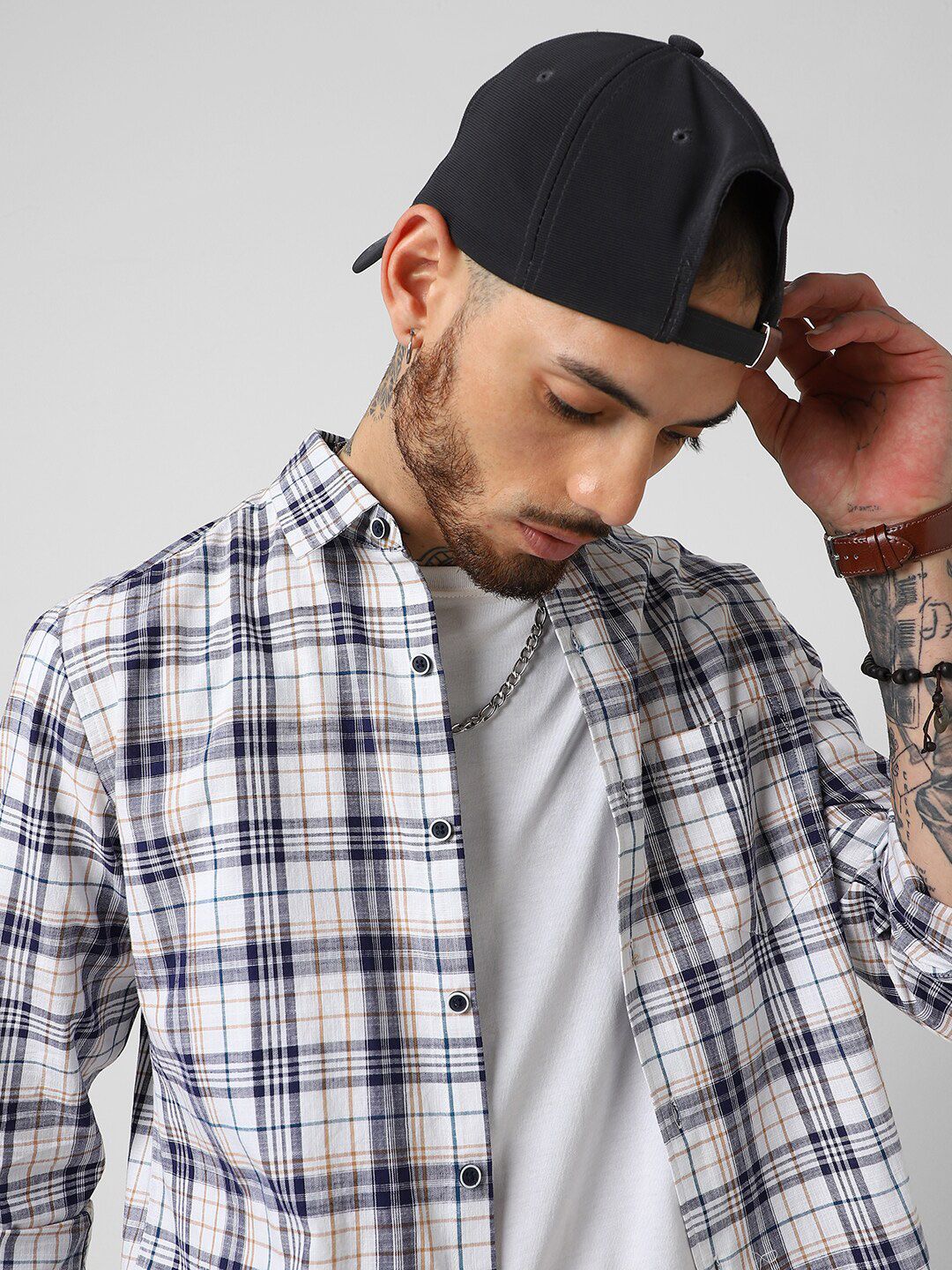 VASTRADO Men Classic Slim Fit Tartan Checks Opaque Checked Casual Shirt