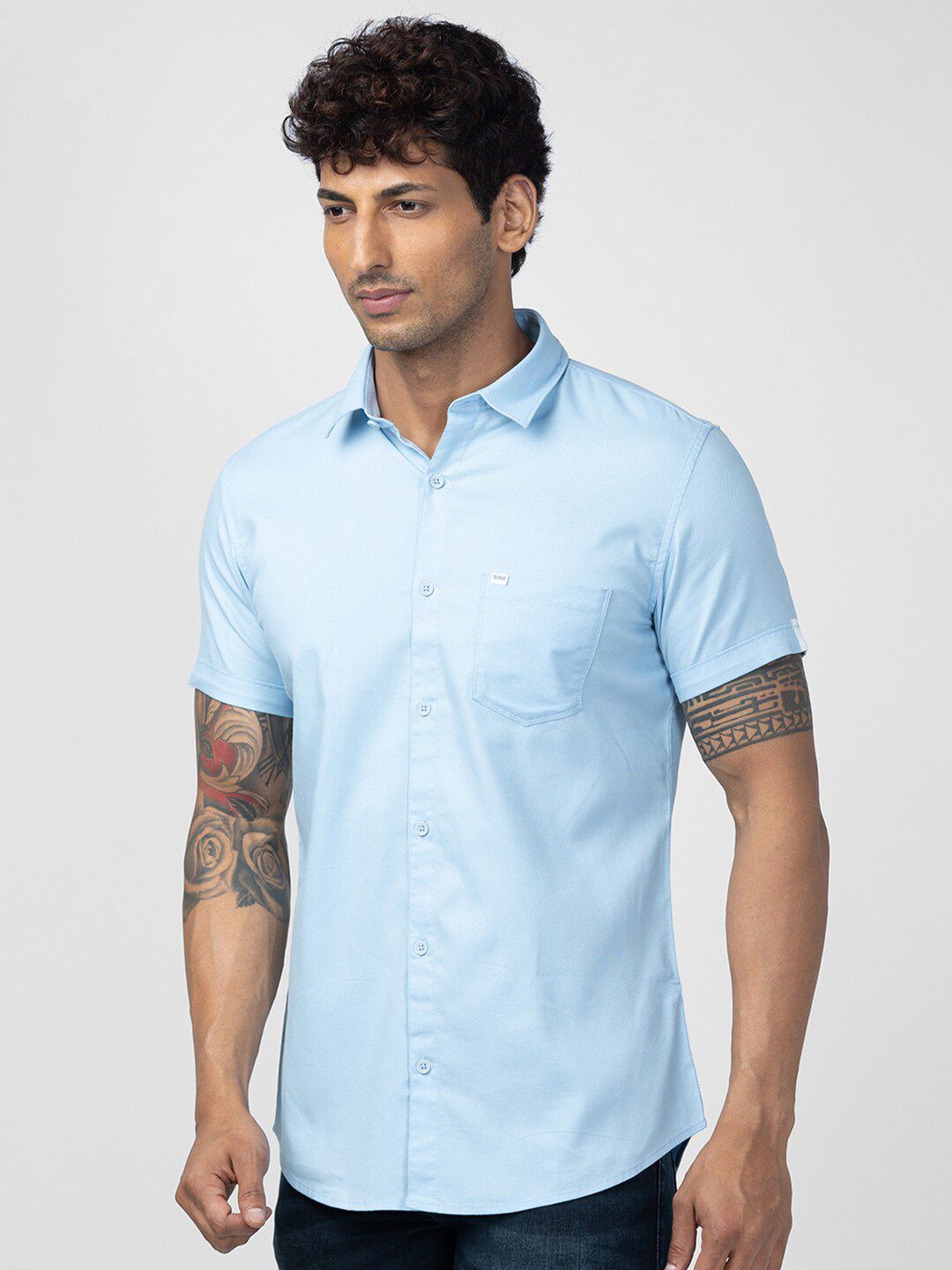 SPYKAR Men Slim Fit Short Sleeves Casual Cotton Shirt