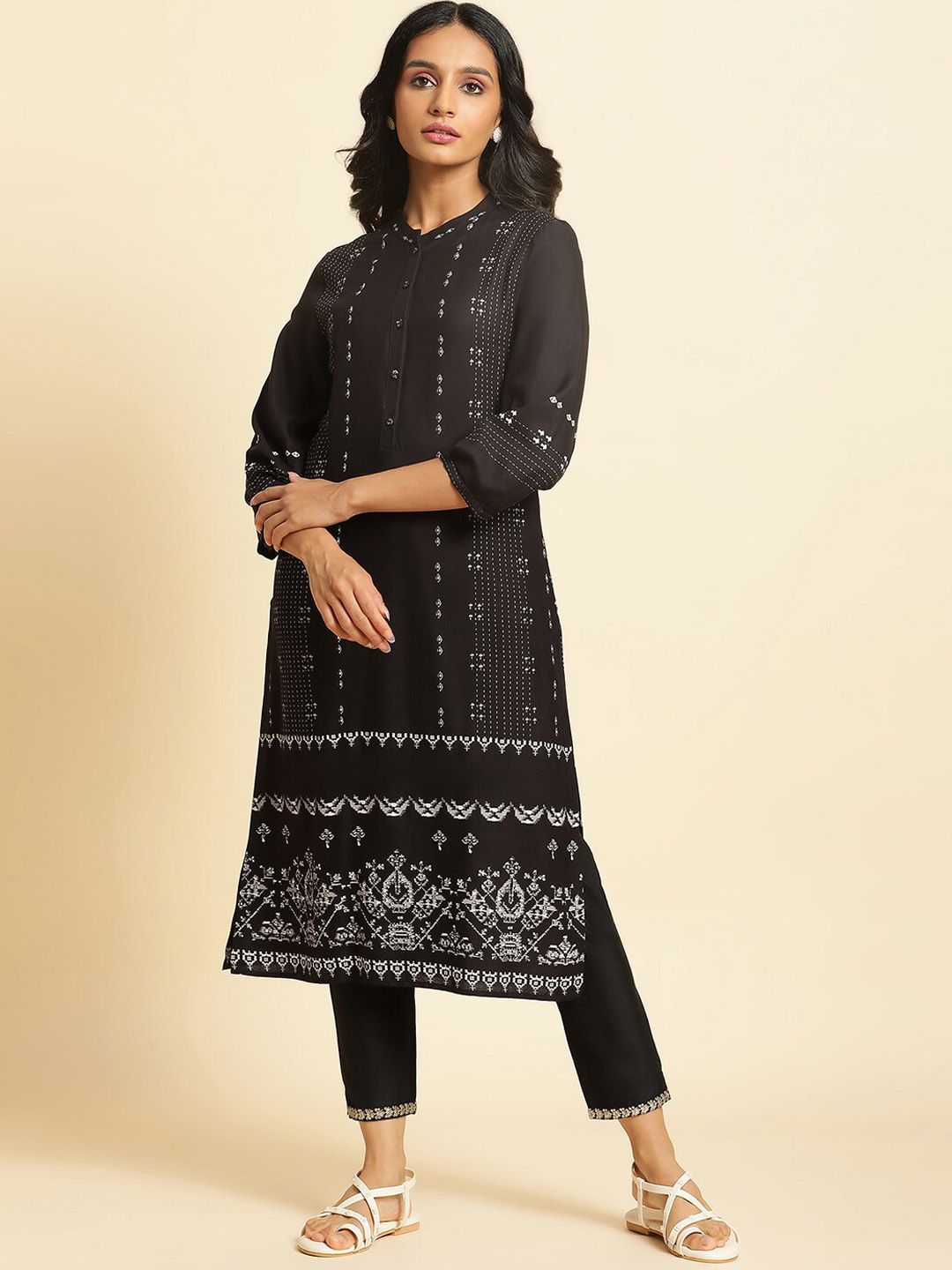 W Ethnic Motifs Printed Band Collar Straight Kurta