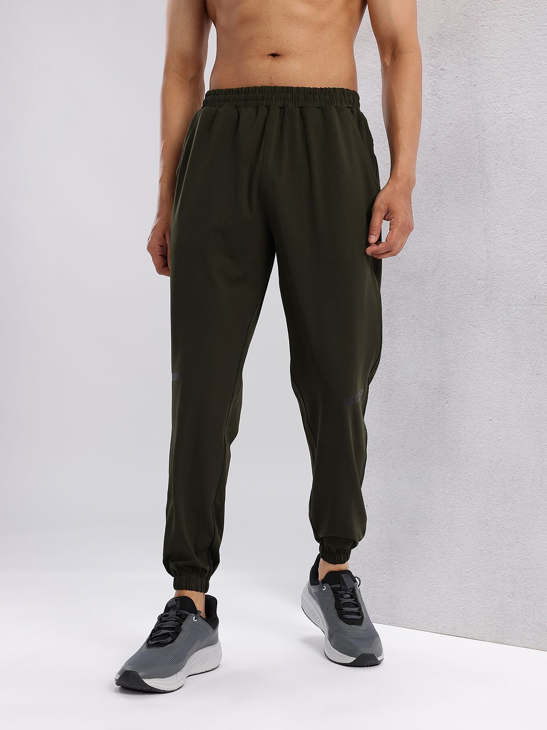 HRX by Hrithik Roshan Men Rapid-Dry Training Joggers