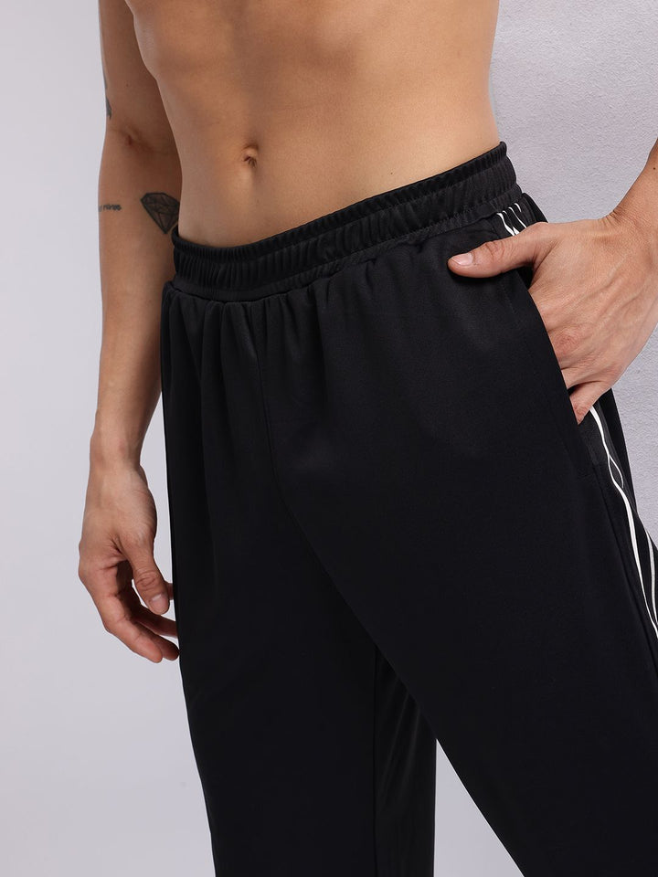 HRX by Hrithik Roshan Men Side Stripe Training Joggers