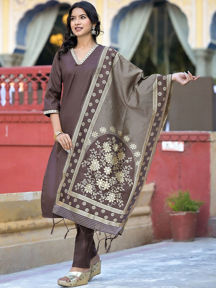 Vishudh Brown & Gold Toned V Neck Regular Kurta with Trousers & With Dupatta