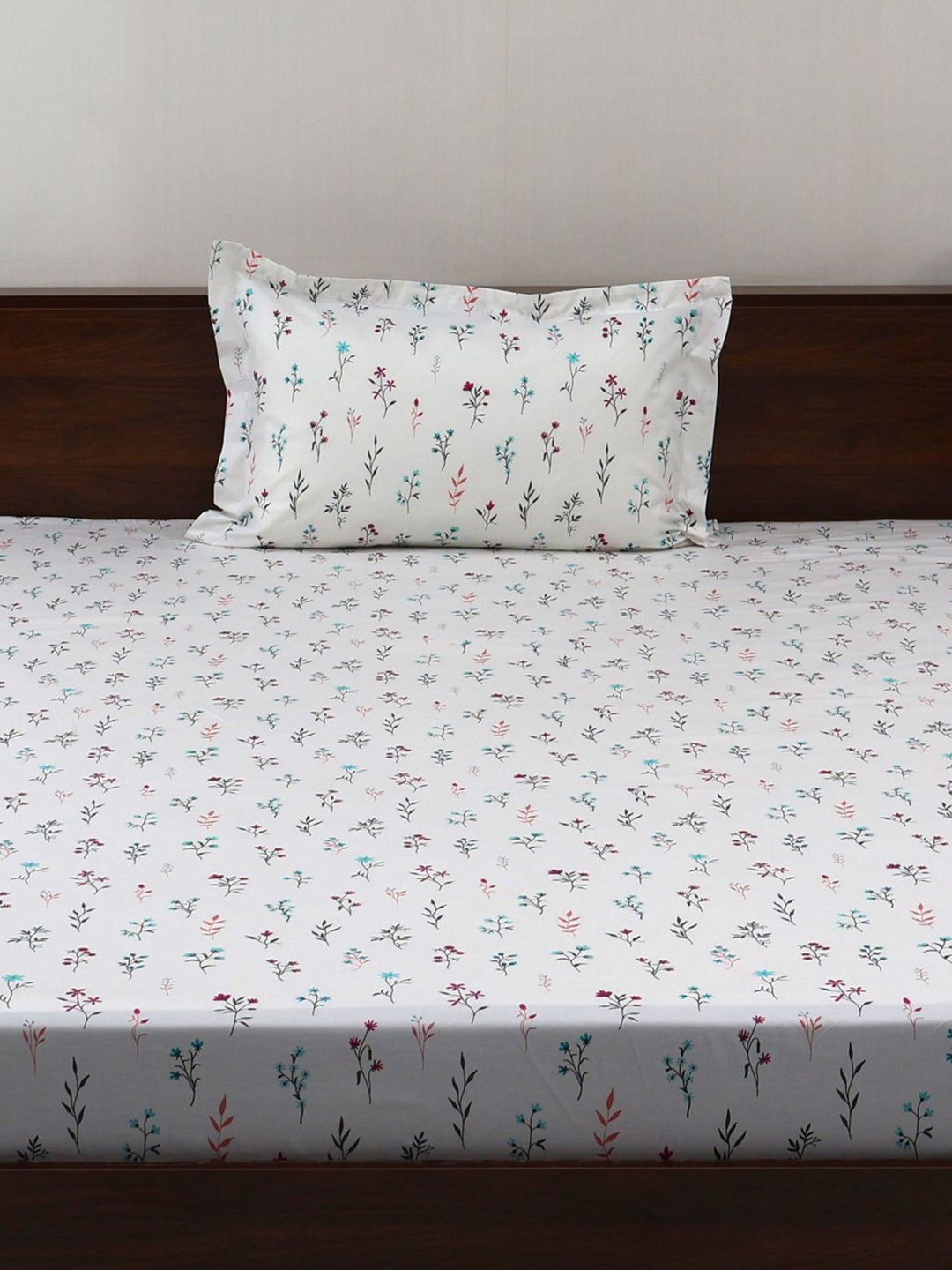 BOMBAY DYEING  Vintage Turquoise Blue Printed Cotton 180 TC  Bedsheet Set 1.52 m X 2.28 m