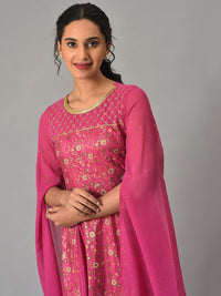 AURELIA Ethnic Motifs Printed Cape Sleeves Maxi Dress