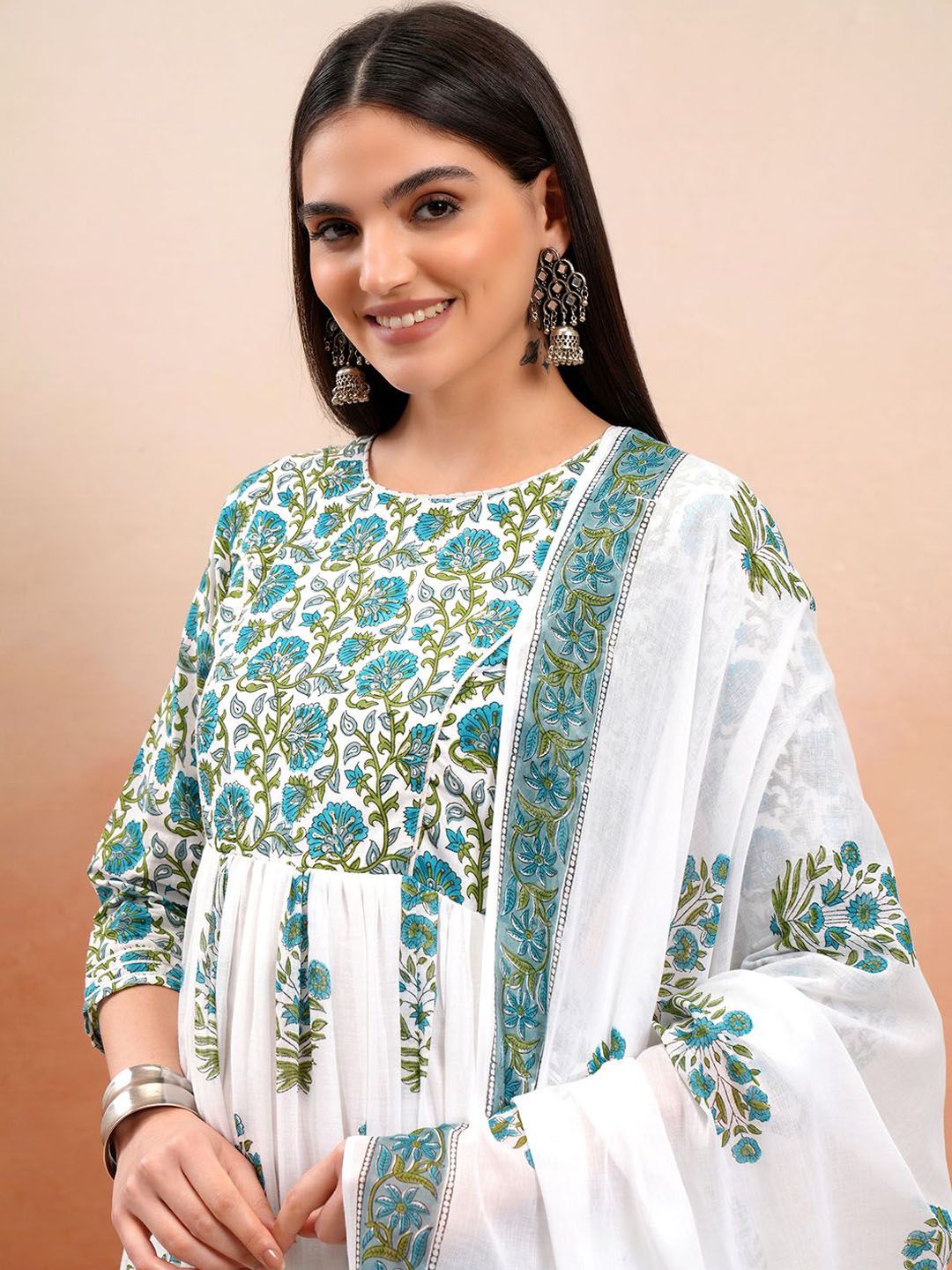 Vishudh White & Blue Floral Printed Regular Pure Cotton Kurta with Trousers & Dupatta