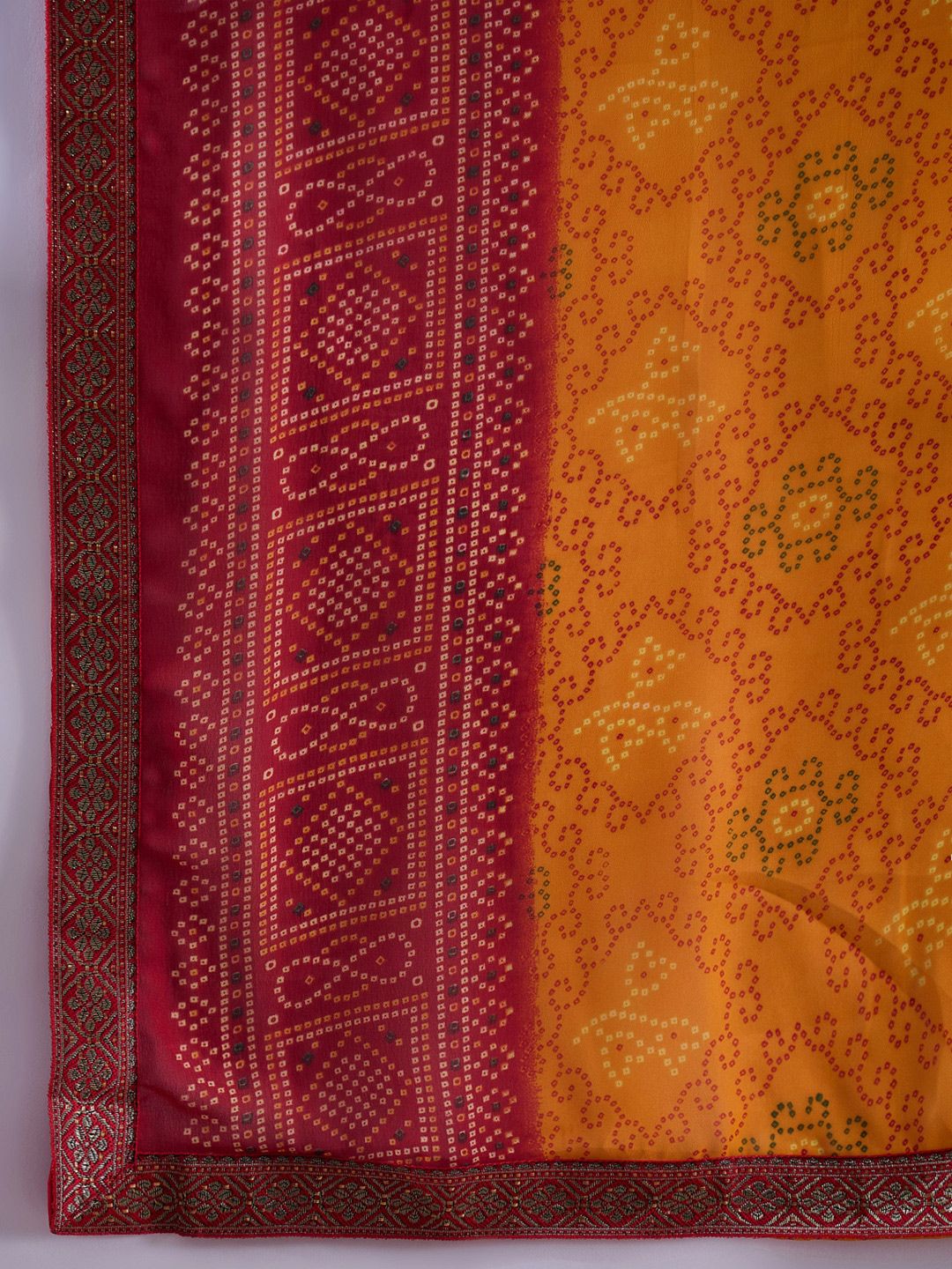 Saree mall Bandhani Printed Embellished Saree With Blouse Piece
