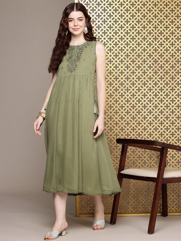House of Pataudi Floral Embroidered A-Line Midi Jashn Dress