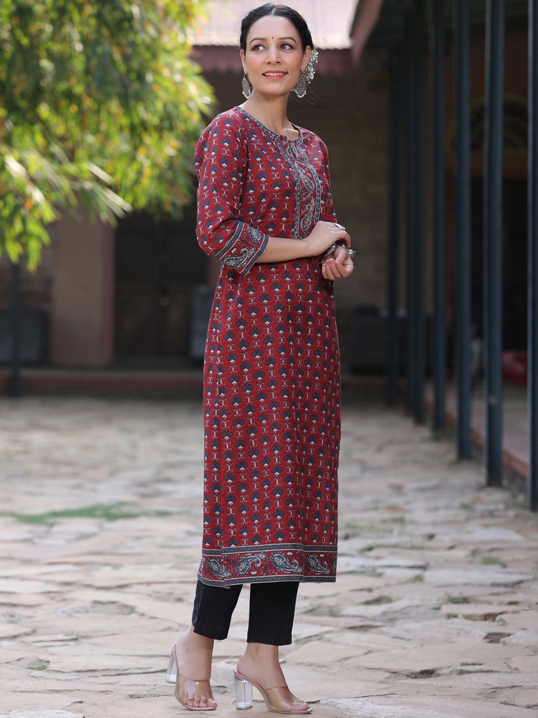 Rain & Rainbow Women Floral Printed Flared Sleeves Kurta