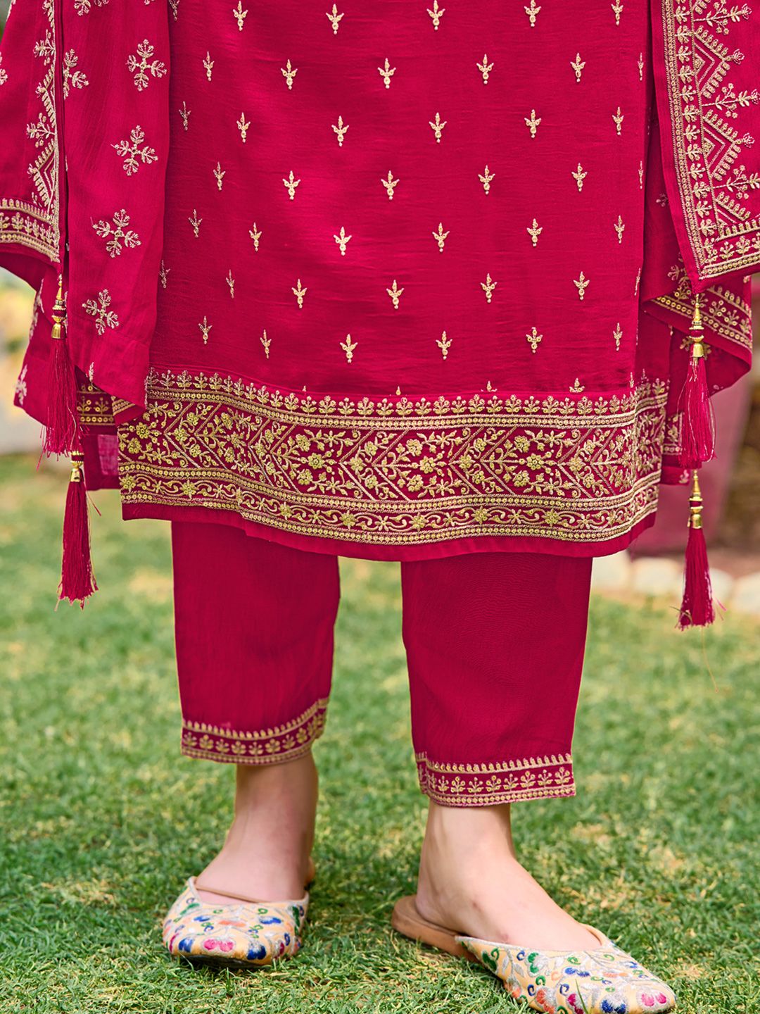 KALINI Floral Embroidered Regular Sequinned Straight Kurta with Trousers & Dupatta