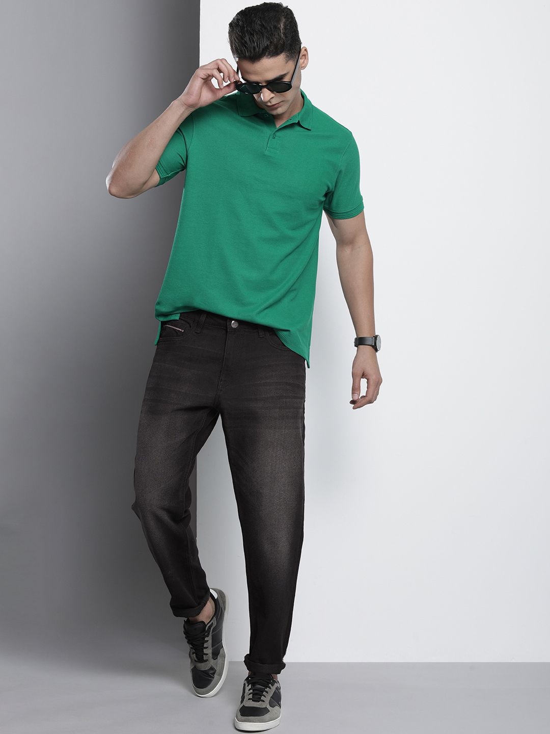 The Indian Garage Co Men Dad Fit Light Fade Stretchable Jeans