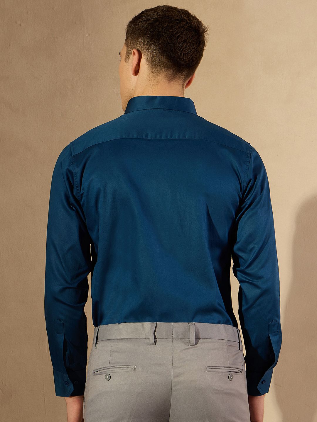 DENNISON Men Blue Comfort Regular Fit Solid Formal Shirt
