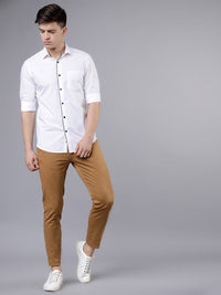 HIGHLANDER Men Brown Tapered Fit Solid Chinos