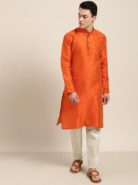 SOJANYA Kurta Lurus Tenunan Oren Lelaki