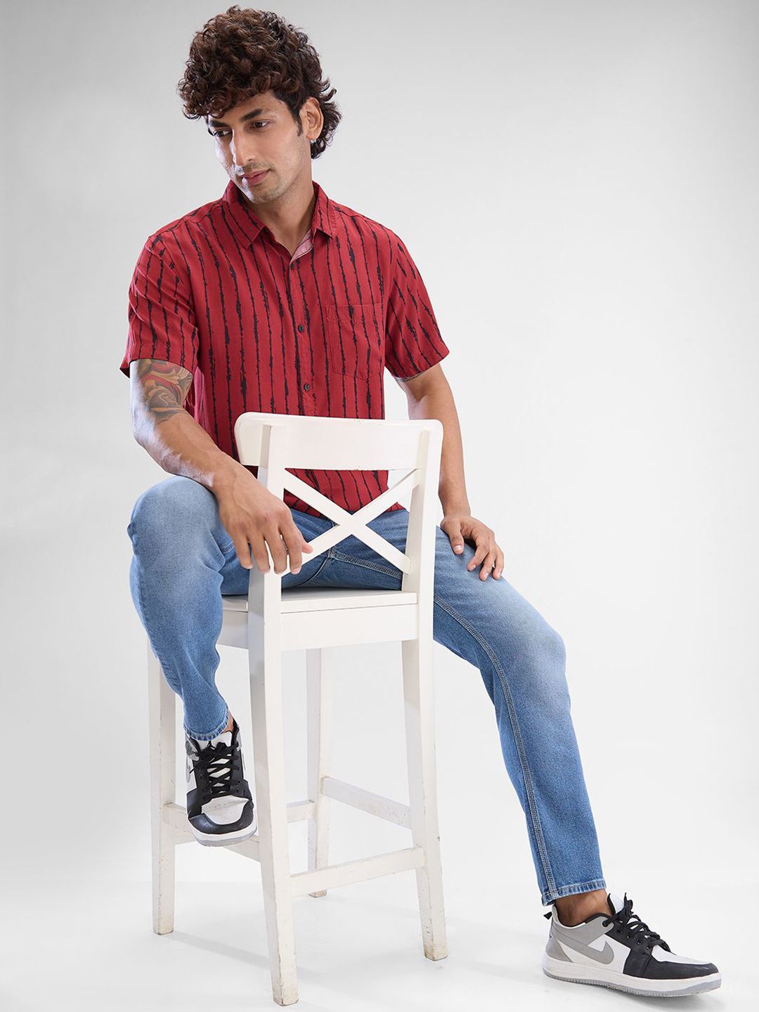 SPYKAR Men Slim Fit Opaque Striped Spread Collar Casual Shirt