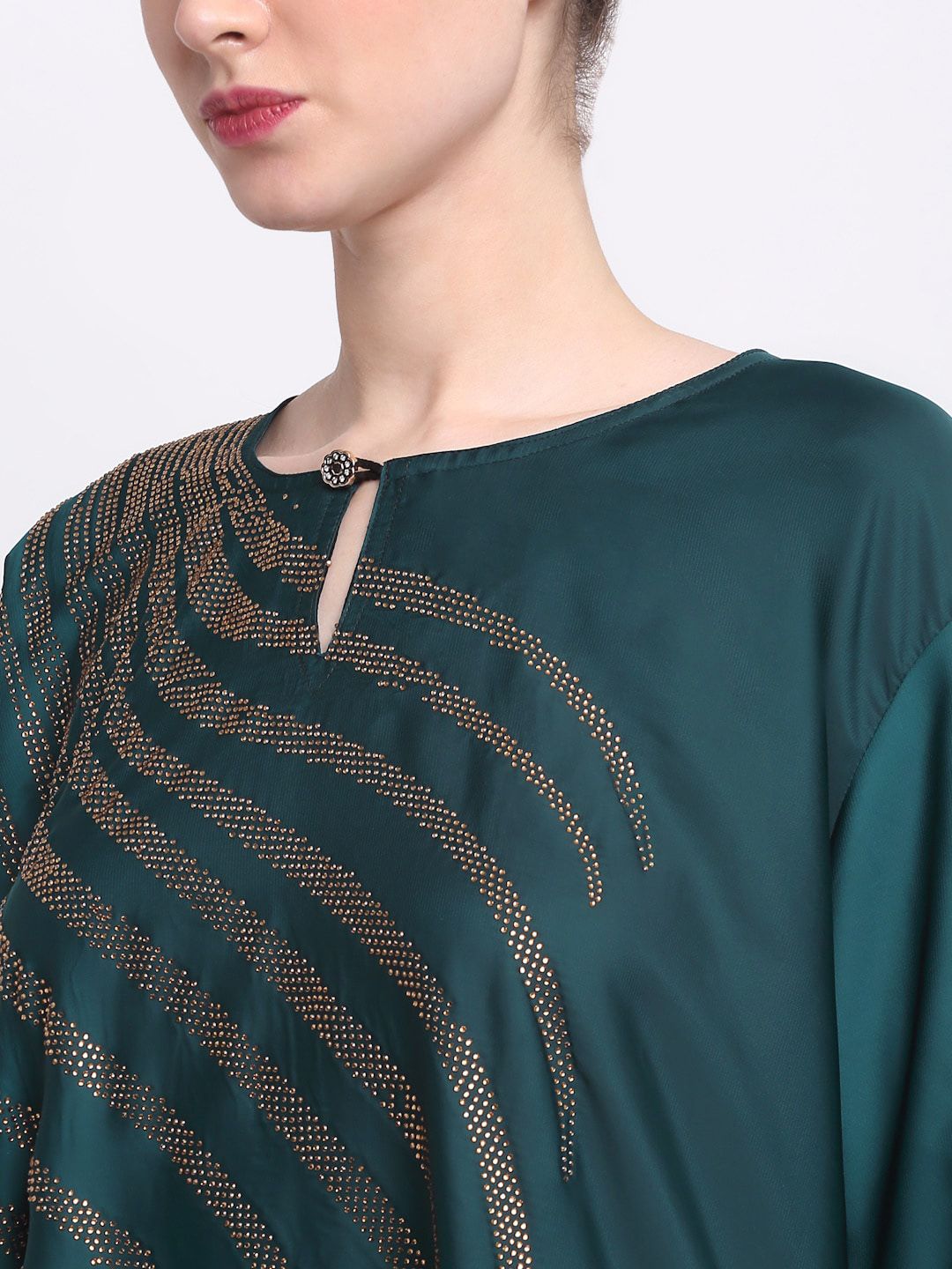 KLOTTHE Women Green Embellished Burqas With Scarves