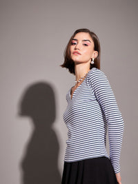 SASSAFRAS Horizontal Striped V-Neck Top