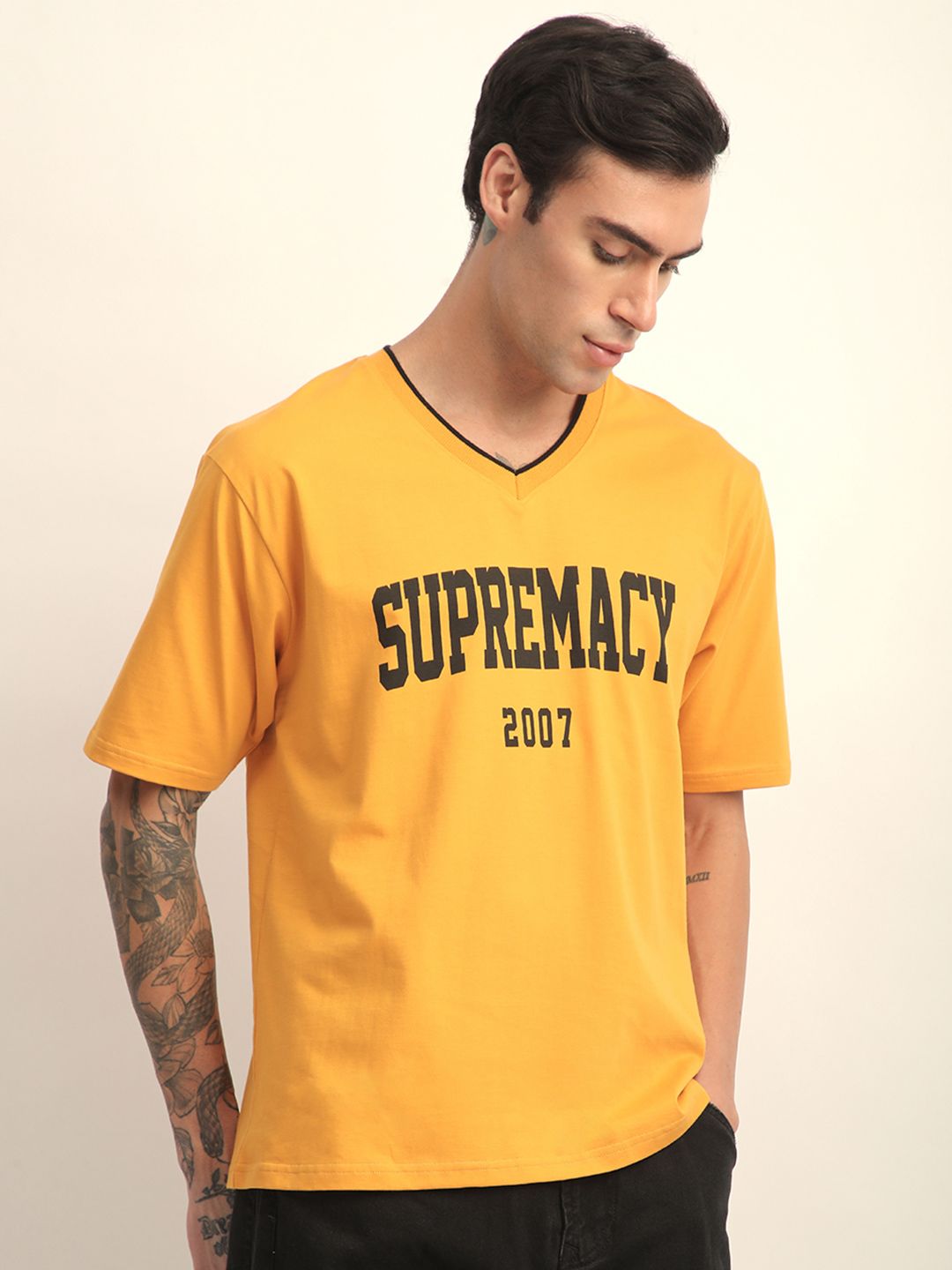 DILLINGER Men Short Sleeve Oversized V-Neck Printed Tshirt