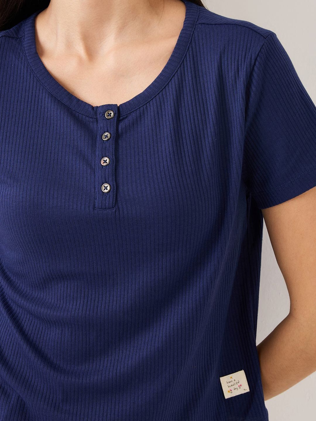 SPYKAR Women Pockets T-shirt