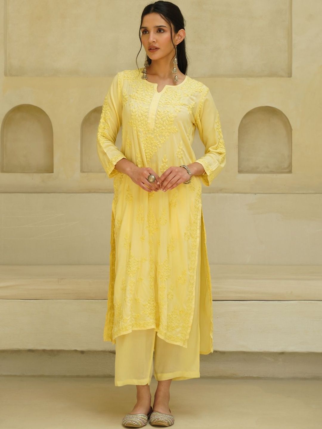 House of Chikankari Women Embroidered Chikankari Kurta