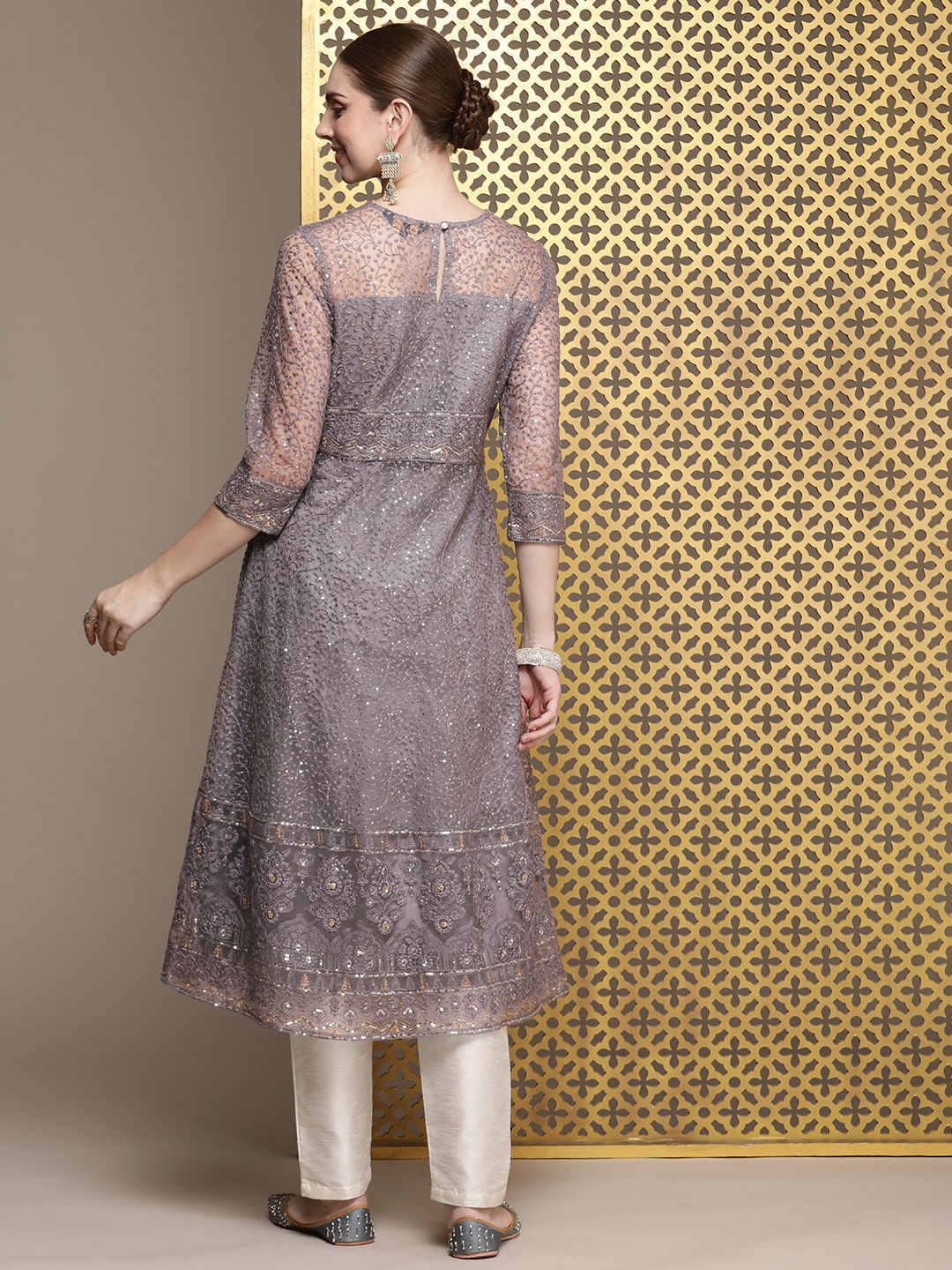 House of Pataudi Embroidered Sequined Jashn Kurta