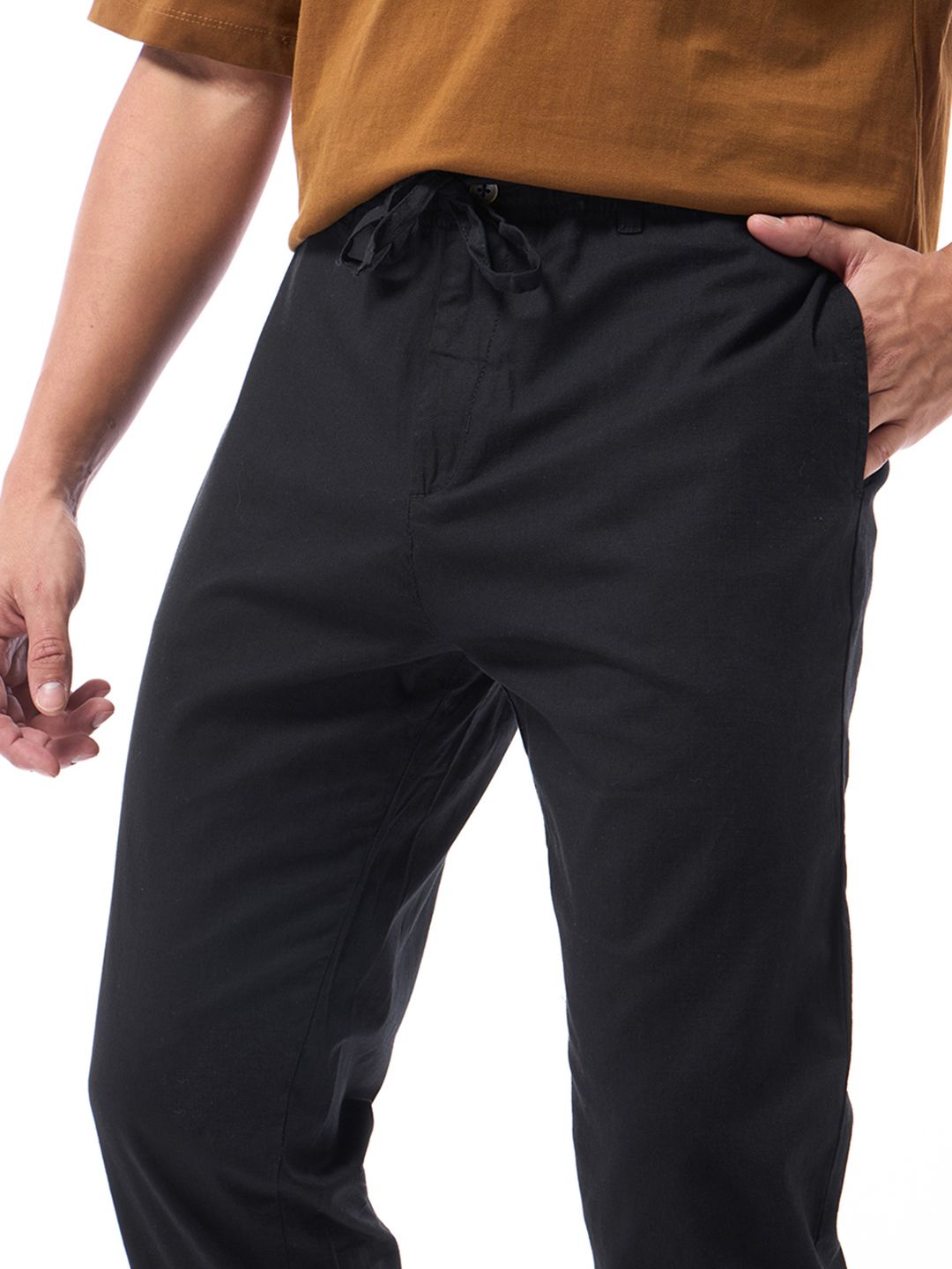 Bewakoof Black Solid Slim Fit Cotton Jogger Track Pants