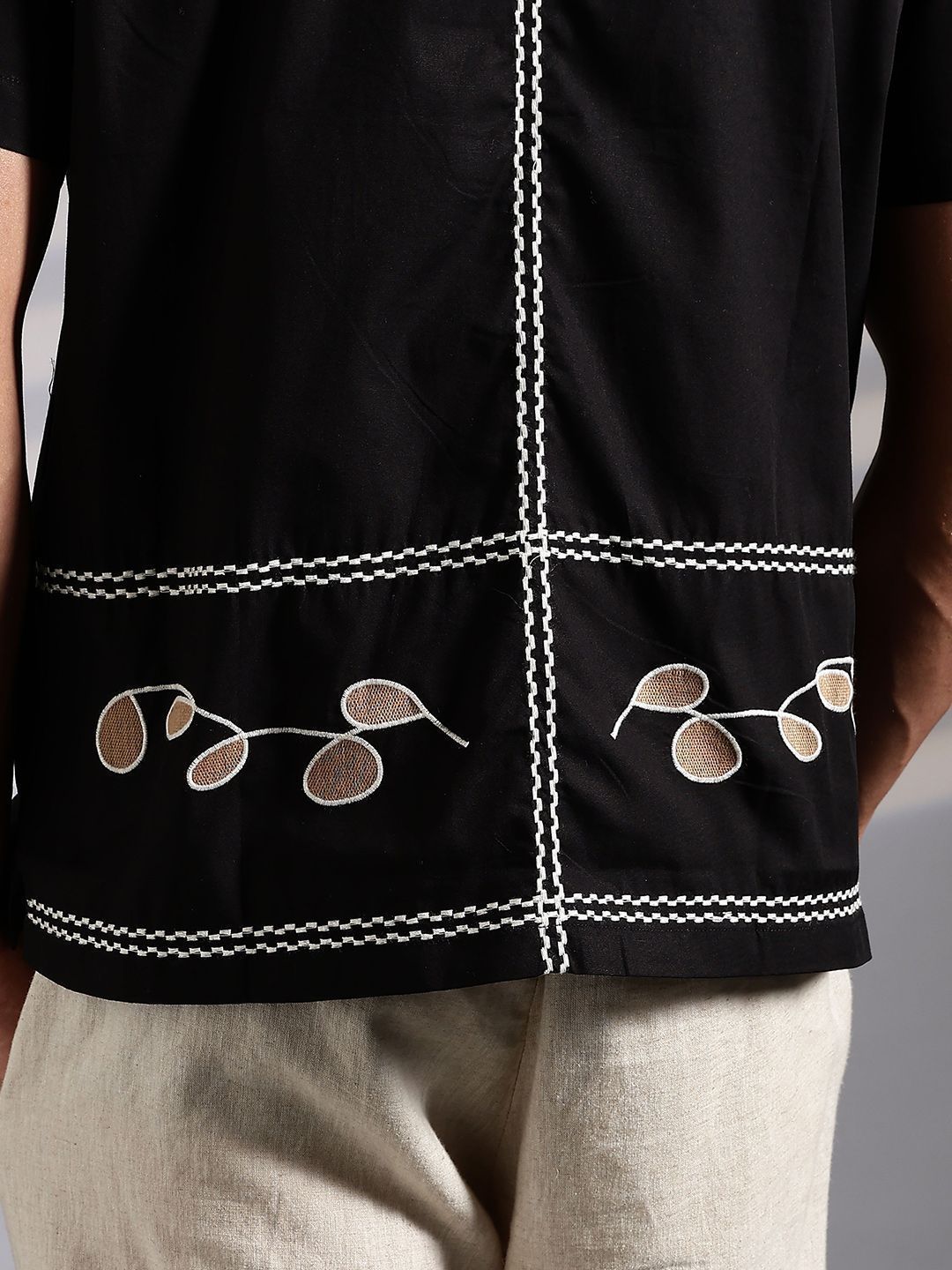 Eszett Men Floral Printed Cuban Collar Cotton Baju Kasual