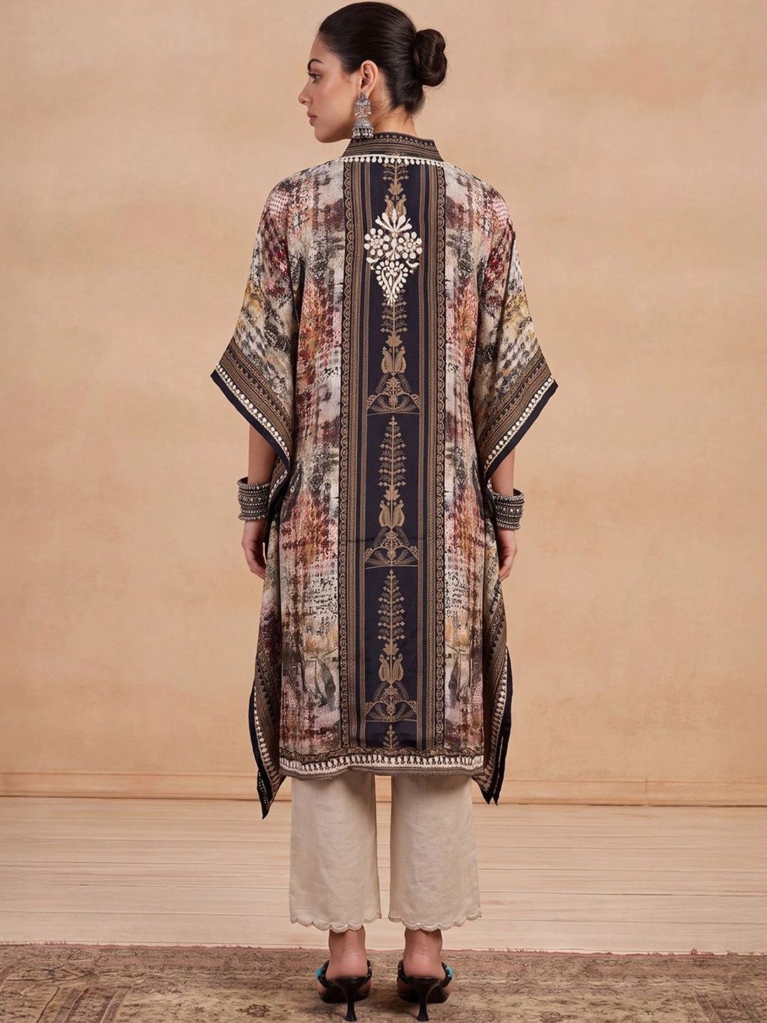 House of Chikankari Women Chikankari Crepe Kurta